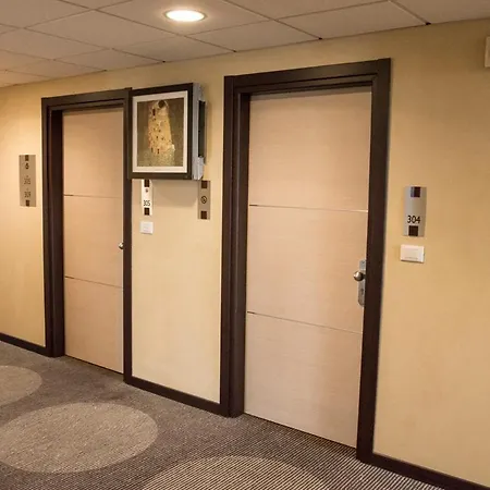 Hotel Corte Business 3*