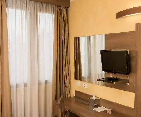 Corte Business 3* Cavriago